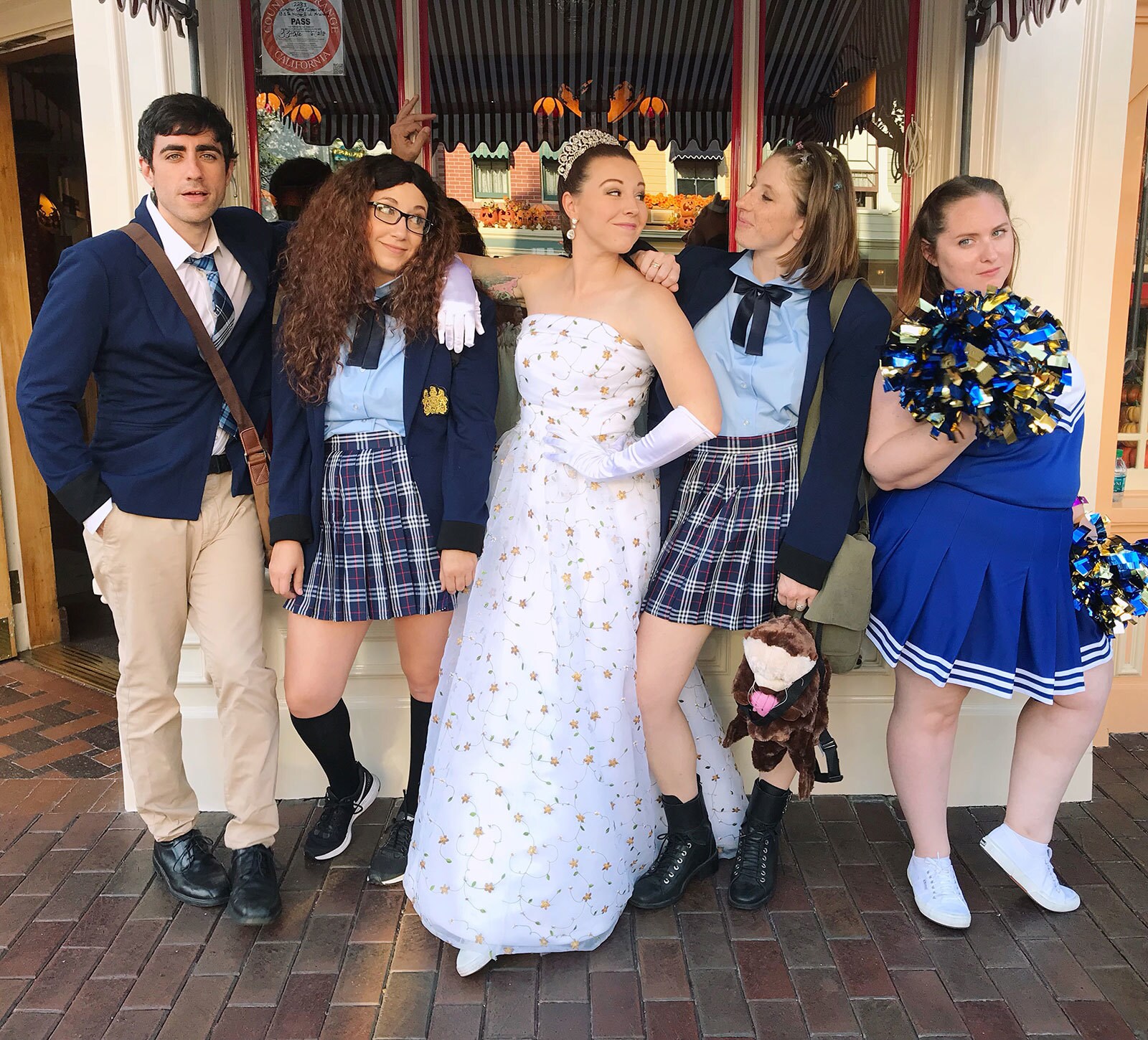 Shut Up! Shut Up! This Princess Diaries Group Halloween Costume is So Good